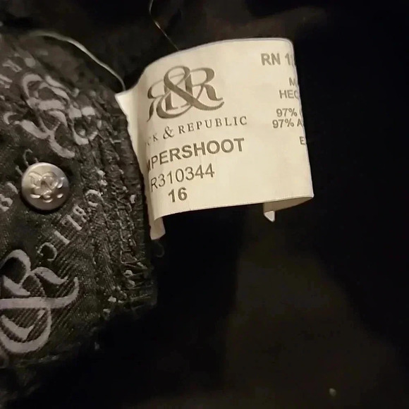 Rock and Republic Black Distressed Shorts NWT - Picture 5 of 6